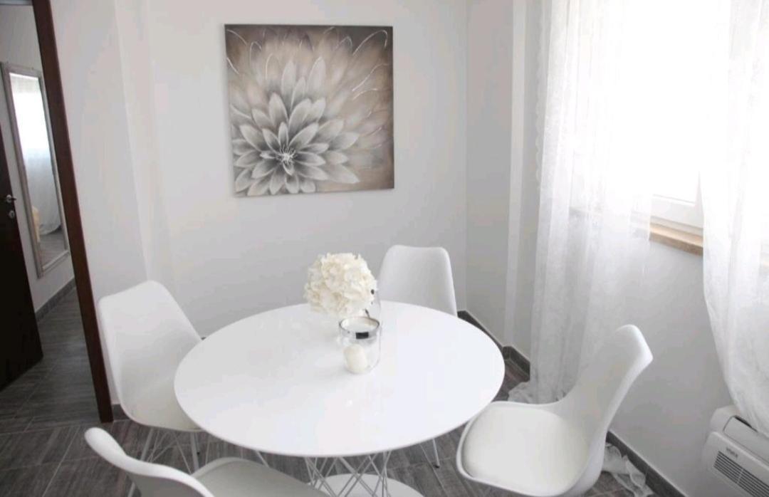 Apartments Mare 그라다츠 외부 사진