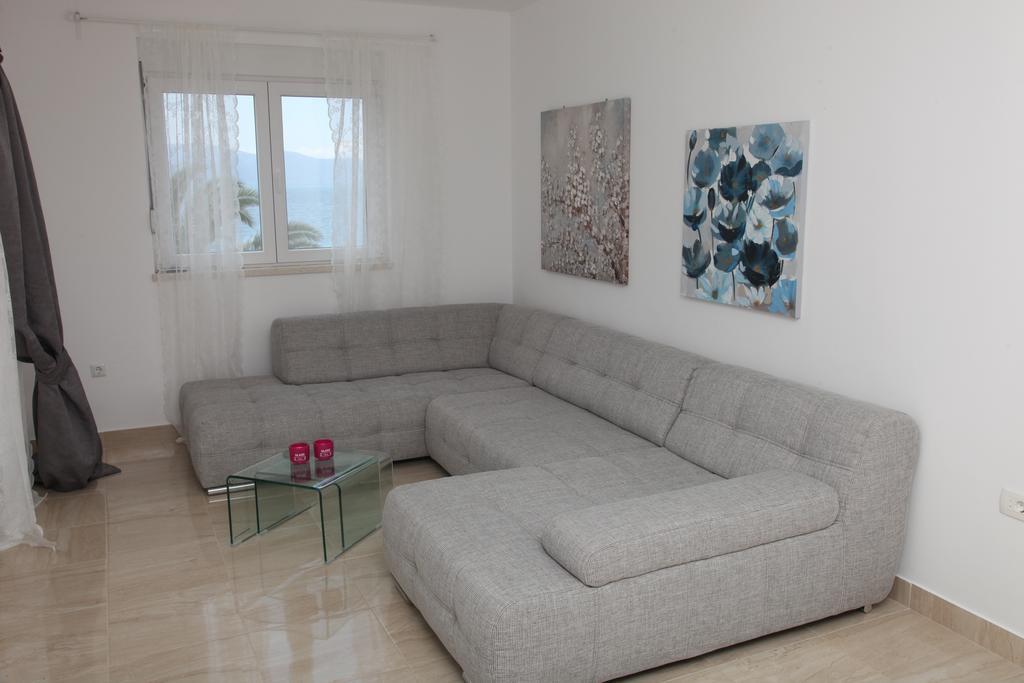 Apartments Mare 그라다츠 외부 사진