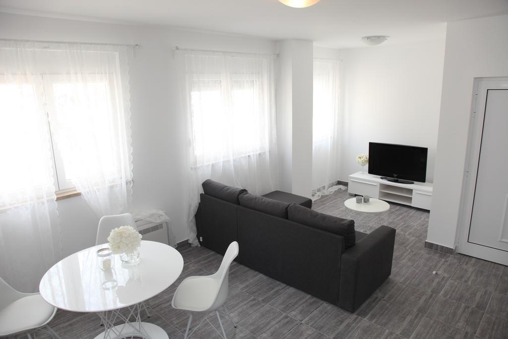 Apartments Mare 그라다츠 외부 사진